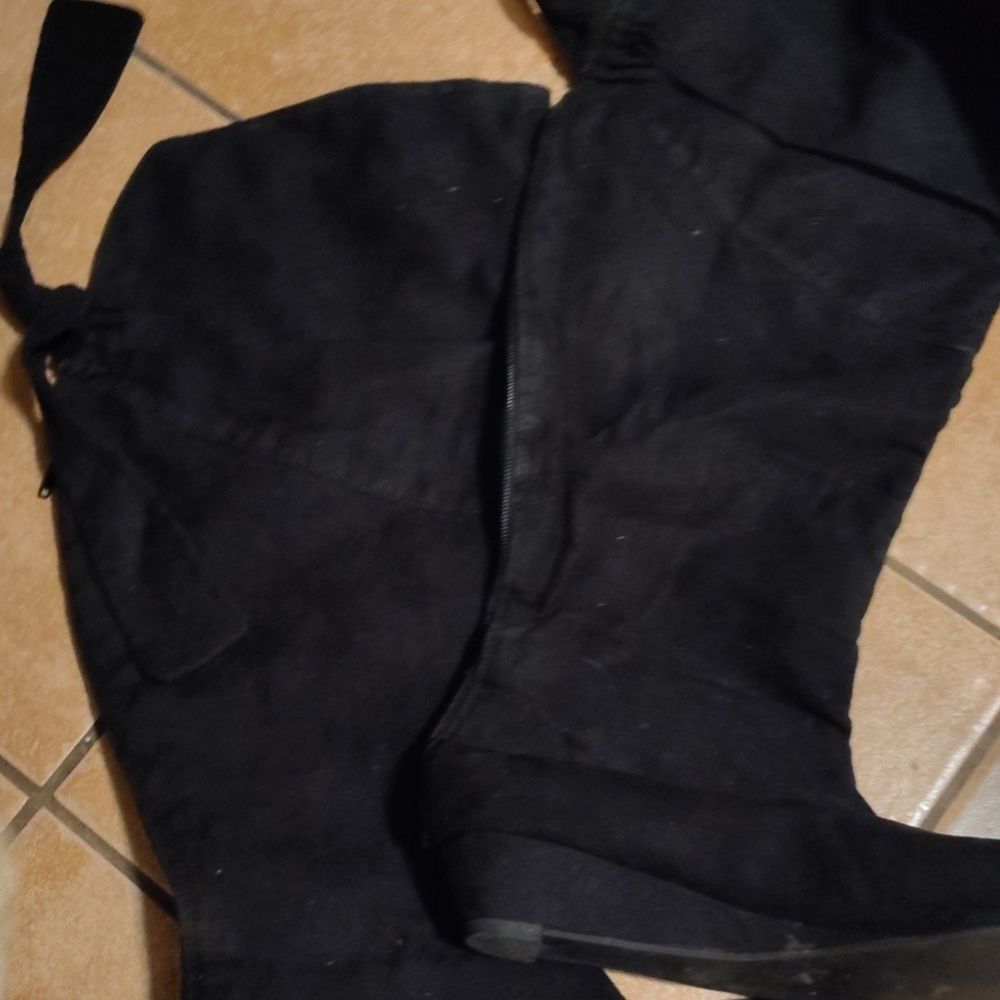 Women's Black Suede Boots